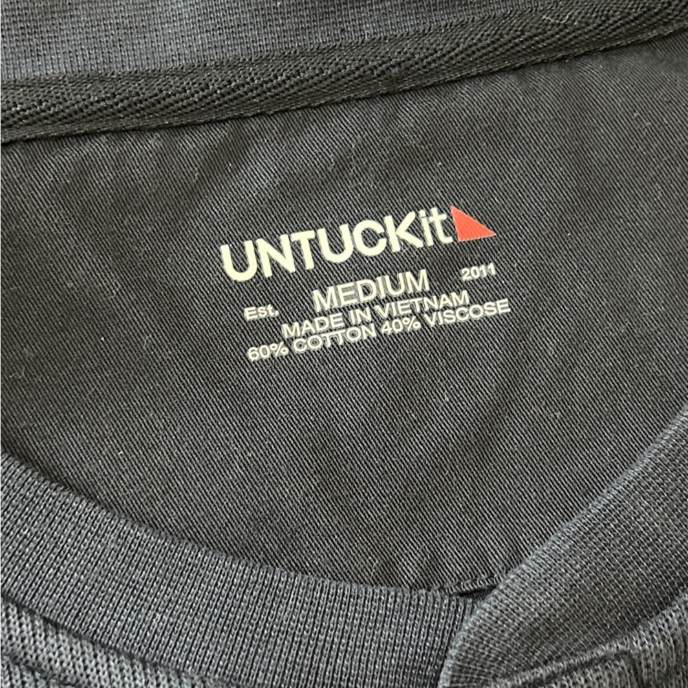 NWT Untuckit Vernoso Men’s Henley Sweatshirt | Size M - Picture 11 of 11